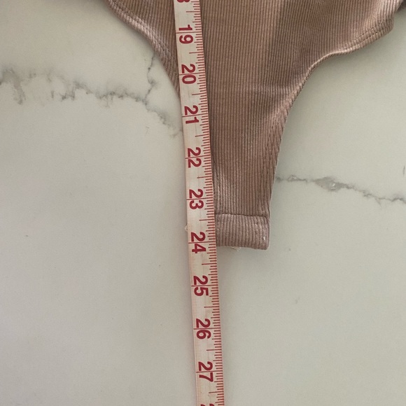 House of Harlow x Revolve Bodysuit Size Small - Picture 5 of 8